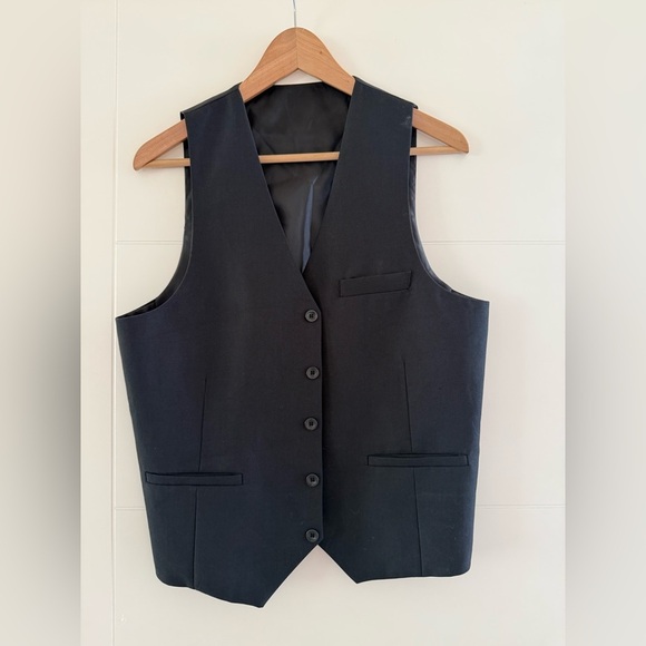 Vroom & Dreesmann Black Vest, size small. - Picture 1 of 5